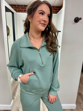 Load image into Gallery viewer, Lizzy Half Zip Pullover