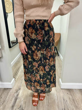 Load image into Gallery viewer, Tinley Black Floral Skirt