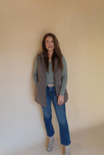 Load image into Gallery viewer, Mackenzie Hooded Puffer Vest