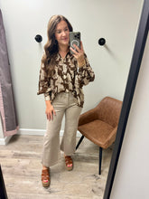 Load image into Gallery viewer, Tummy Control Mid Rise Crop Denim