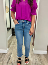 Load image into Gallery viewer, High Rise Crop Straight Slim Jeans