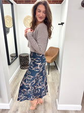 Load image into Gallery viewer, Tinley Floral Dress With Sweater