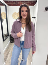 Load image into Gallery viewer, Evelyn Shacket