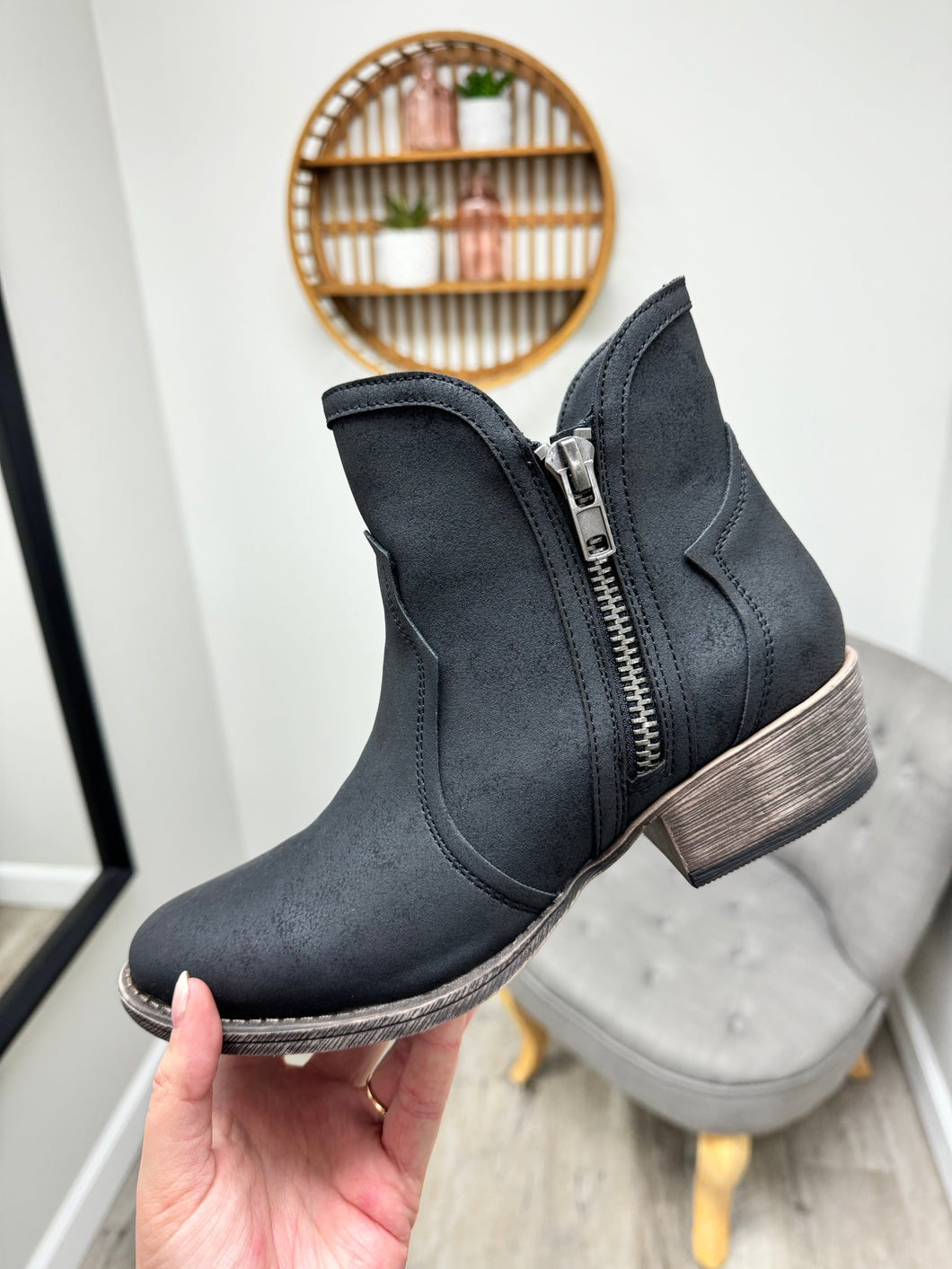 Evie Black Bootie