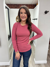 Load image into Gallery viewer, Stacy Top