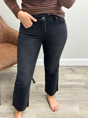 Mid Rise Black Cropped Straight