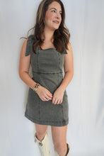 Load image into Gallery viewer, Ellie Black Washed Denim Dress