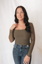 Load image into Gallery viewer, Jenna Shear Top