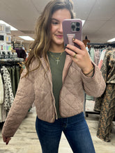 Load image into Gallery viewer, Lily Quilted Mauve Jacket
