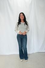 Load image into Gallery viewer, Stacy Top