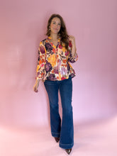 Load image into Gallery viewer, Krystal Floral Button Down Top