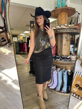 Load image into Gallery viewer, Swing Wide Top