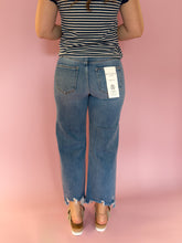 Load image into Gallery viewer, High Rise Crop Wide Step Hem Denim