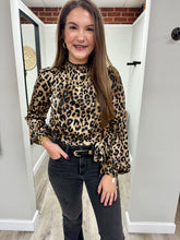 Load image into Gallery viewer, Kalyn Leopard Printed Blouse