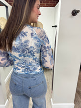 Load image into Gallery viewer, Ava Blue Floral Top