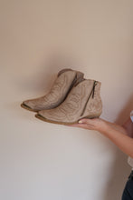 Load image into Gallery viewer, Tazz Nude Bootie