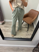 Load image into Gallery viewer, Mabry Washed Wide Leg