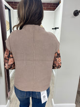 Load image into Gallery viewer, Becky Mocha Short Sleeve Sweater