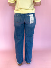 Load image into Gallery viewer, Mid Rise Baggy Denim