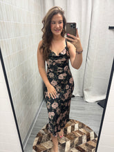 Load image into Gallery viewer, Lainey Floral Midi Dress
