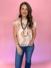 Load image into Gallery viewer, Mattie Floral Ruffle Trim Top