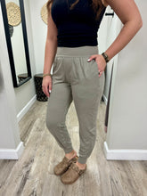 Load image into Gallery viewer, Quincy Butter Soft Joggers