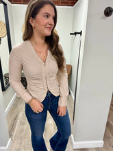 Load image into Gallery viewer, Ellie Pleated Top