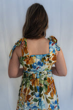 Load image into Gallery viewer, Amanda Floral Maxi Dress
