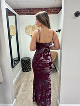 Load image into Gallery viewer, Millie Burgundy Velvet Floral Dress