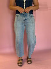 Load image into Gallery viewer, High Rise Embellished Barrel Denim