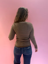 Load image into Gallery viewer, Wren Stripe Thermal Top