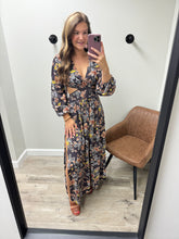 Load image into Gallery viewer, Korbyn Floral Cutout Maxi