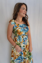 Load image into Gallery viewer, Amanda Floral Maxi Dress
