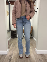 Load image into Gallery viewer, Light Wash Mid Rise TC Fray Hem Flare