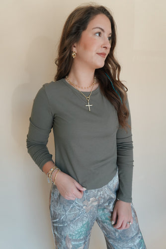 Elena Curve Hem Ribbed Top