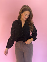 Load image into Gallery viewer, Summer Button Up Blouse
