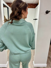 Load image into Gallery viewer, Lizzy Half Zip Pullover