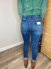 Load image into Gallery viewer, High Rise Risen Non Distress Denim