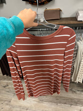 Load image into Gallery viewer, Stacy Top