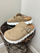Load image into Gallery viewer, Cali Taupe Platform Mule