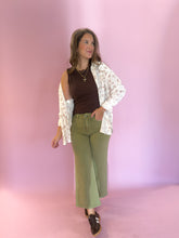 Load image into Gallery viewer, Lillian Floral Gauze Button Up