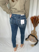 Load image into Gallery viewer, High Rise Tripe Button Distressed Skinny