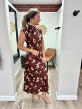 Load image into Gallery viewer, Kayla Brick Floral Dress