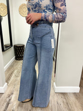 Load image into Gallery viewer, Violet Light High Waisted Wide Leg Jeans
