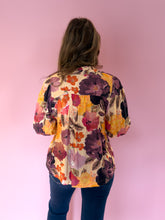 Load image into Gallery viewer, Krystal Floral Button Down Top