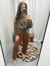 Load image into Gallery viewer, McKinlee Leopard Top