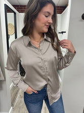 Load image into Gallery viewer, Brooke Satin Button Up Top