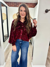 Load image into Gallery viewer, Raven Velvet Top