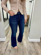 Load image into Gallery viewer, Toba High Rise Distress Hem Flare