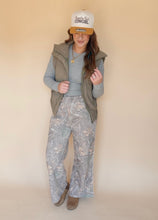 Load image into Gallery viewer, Harlow Puffer Vest